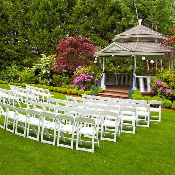 you can add additional amenities to your wedding & event trailer such as air conditioning, sound systems, and more
